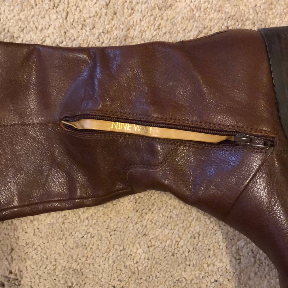 Boots - Picture 3 of 4